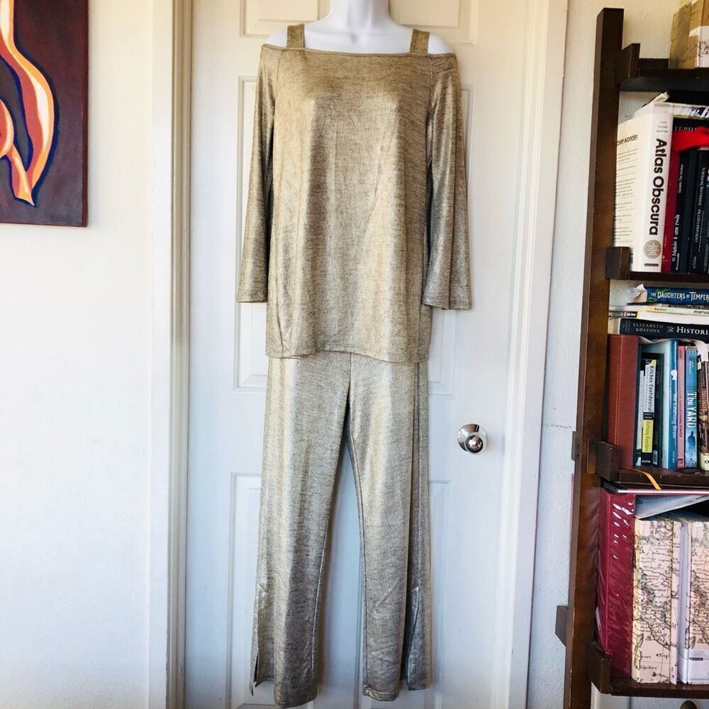 NWOT Clara Sun Woo Gold Lamé Open Shoulder Bell Sleeve Top and Classic Side Slit - Picture 2 of 16